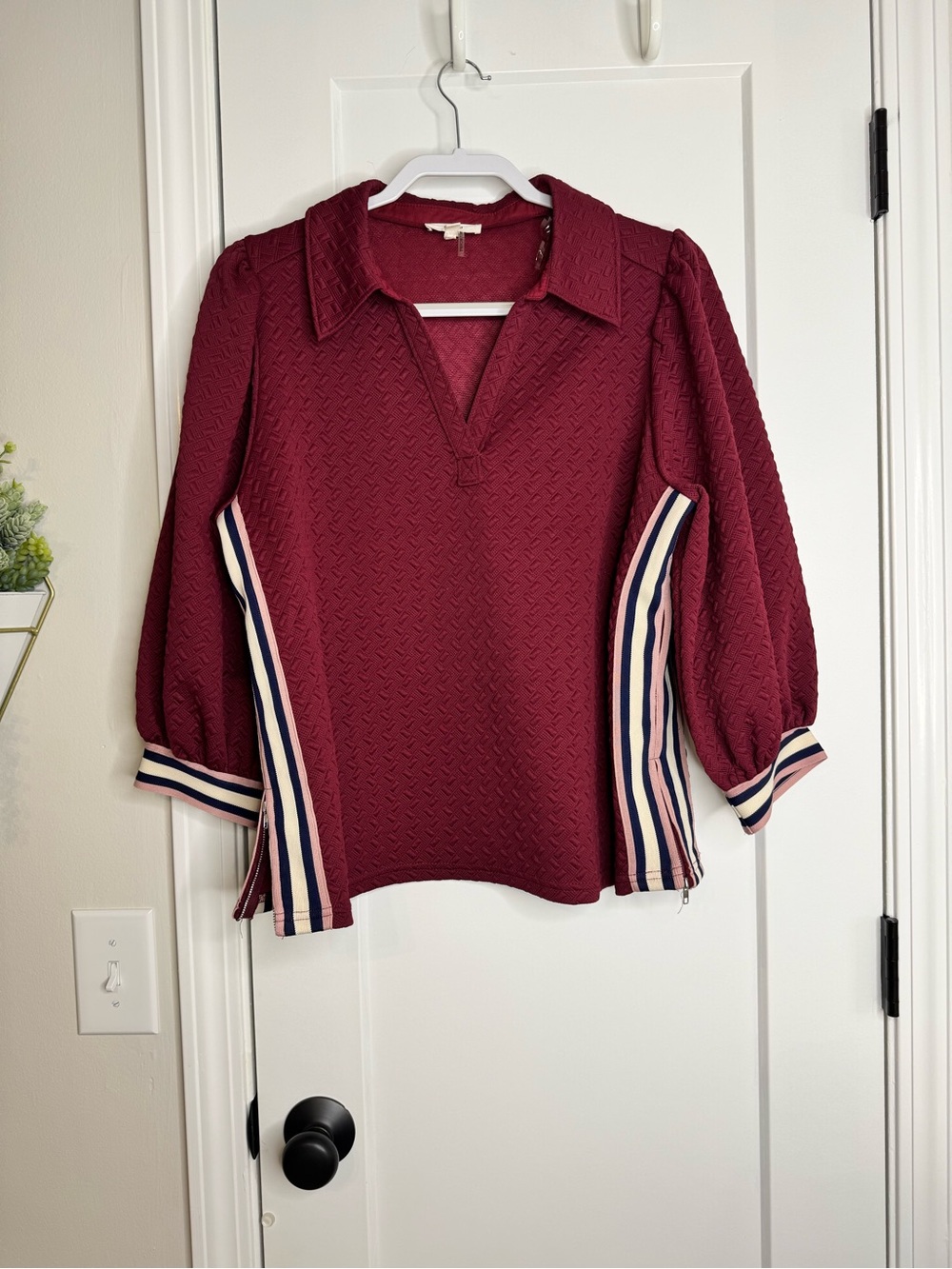 entro Burgundy Top